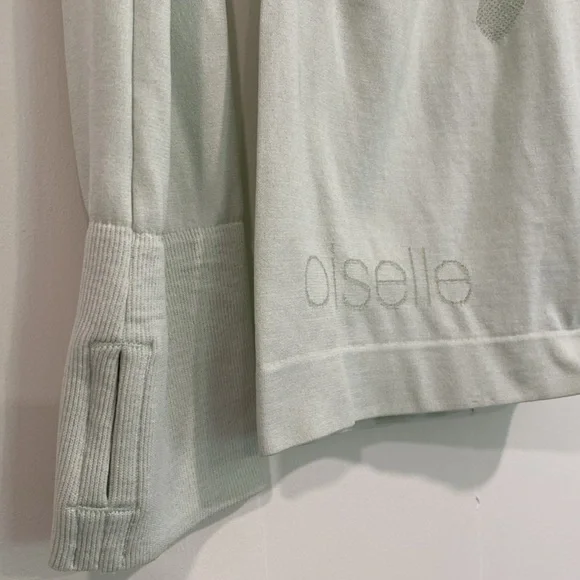 Oiselle Flyte Seamless Long Sleeve Top Thumbholes Medium Mint Running Wicking - Picture 5 of 8